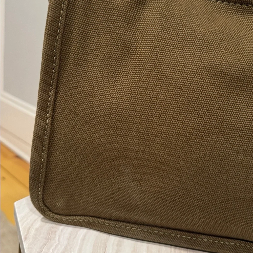 Marc Jacobs Bag Signet Canvas Olive Green Logo Tote - Picture 10 of 17
